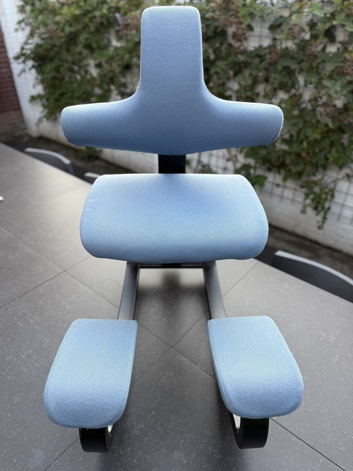 Stokke Thatsit Ergonomic knee chair office chair