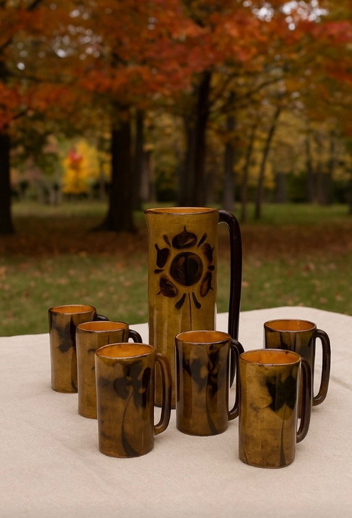 Wunderschönes Lanusé Le Castellet Krug- und großes Tassenservice