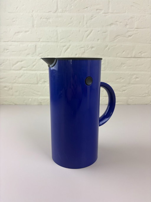 Stelton EM77 cafetière by Erik Magnussen – Danish design icon