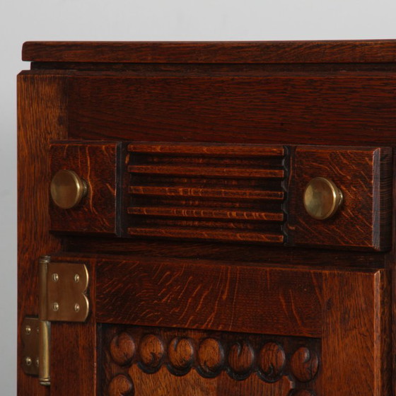 Sideboard aus Eiche und Messing im Stil von Charles Dudouyt, 1940 – Highboards, Wood (photo 5 of 11)