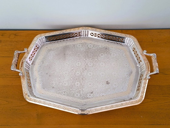 Image 1 of Antieke zilveren en gouden metalen serveerschaal