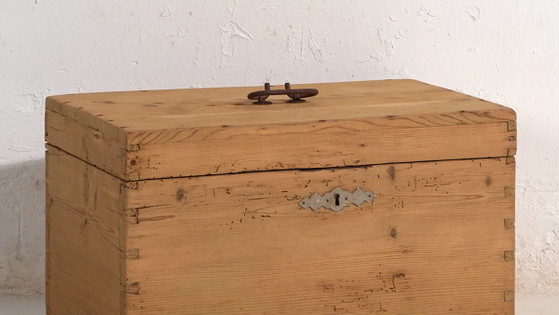 Small antique chest (c.1920) #2 – Chest of drawers, Rustic (photo 3 of 35)