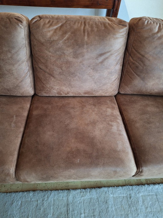 Image 1 of Wunderschönes großes 4-Sitzer-Sofa in Braun/Cognac