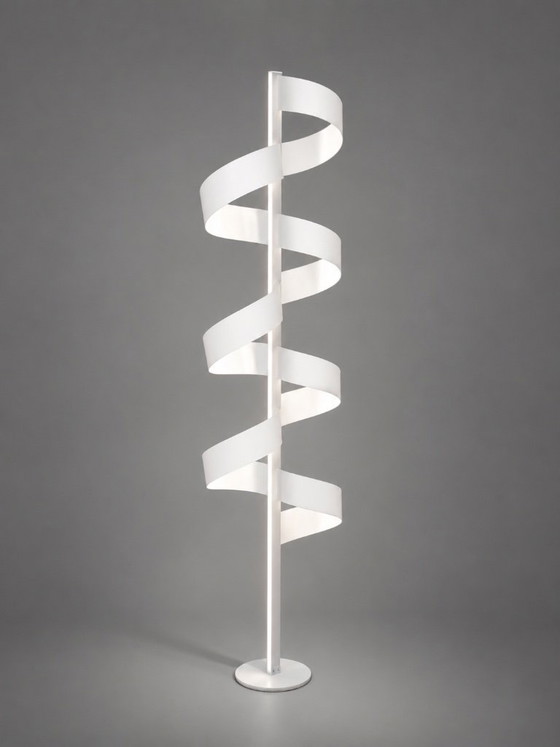 Aura Stehleuchte – Cristofaroluce, Stehleuchten, Aluminium (photo 7 of 7)