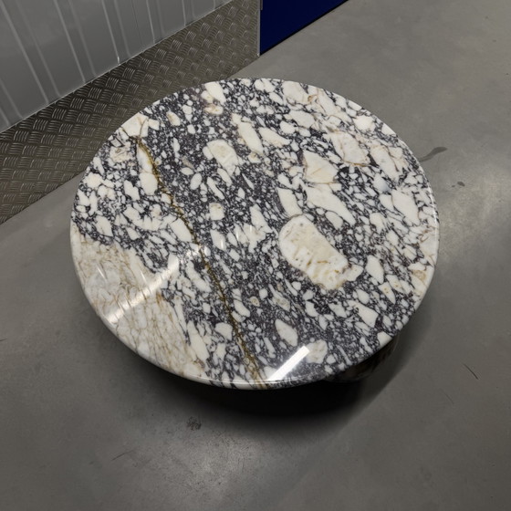 Image 1 of Viola Couchtisch aus Calacatta-Marmor