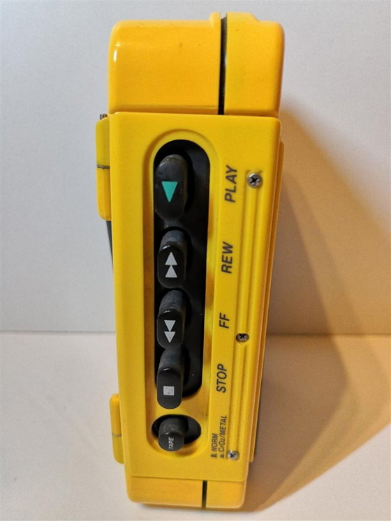Rare Walkman Sony Collector WM-B52 Vintage Sport Walkman / 80's – Decorative Objects, Plastic (photo 5 of 20)