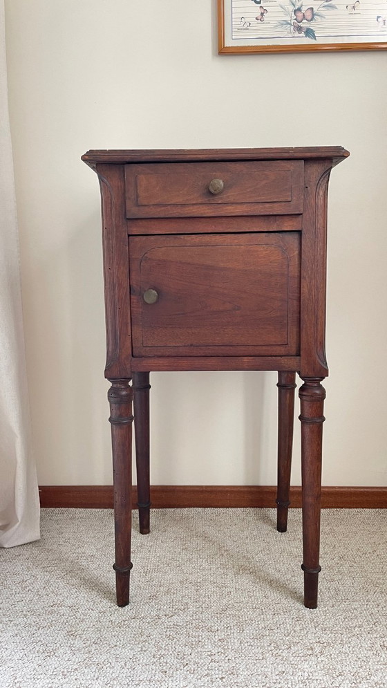 Image 1 of Comodino antico in legno e marmo