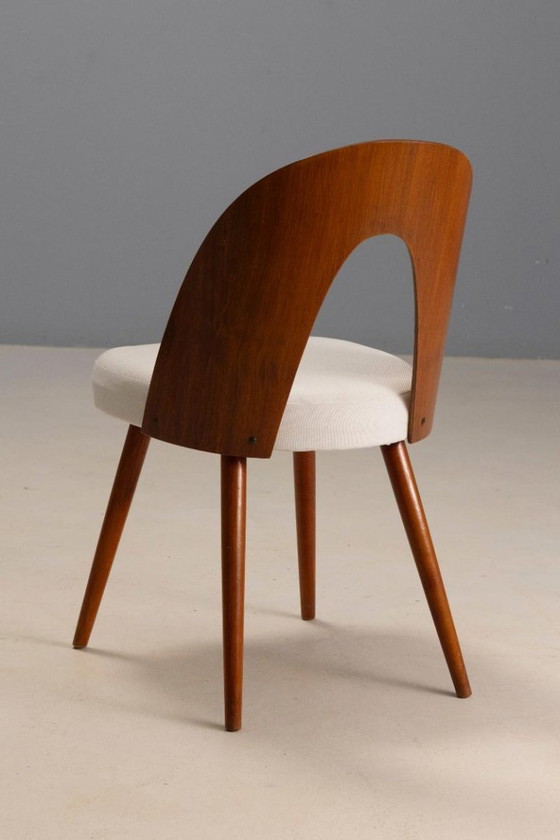 Image 1 of Set di quattro sedie da pranzo, Antonín Šuman, anni '60, Cecoslovacchia