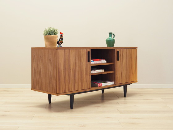 Image 1 of Armoire en noyer, design scandinave