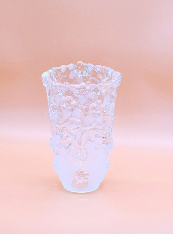 Image 1 of Mikasa Carmen Vase – Mattiertes Kristallglas, eleganter Mid-Century-Modern-Stil