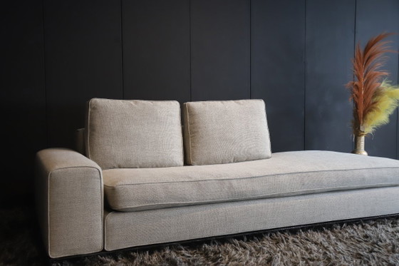 Image 1 of Minotti Williams 3-zitsbank met lounge – nieuw gestoffeerd