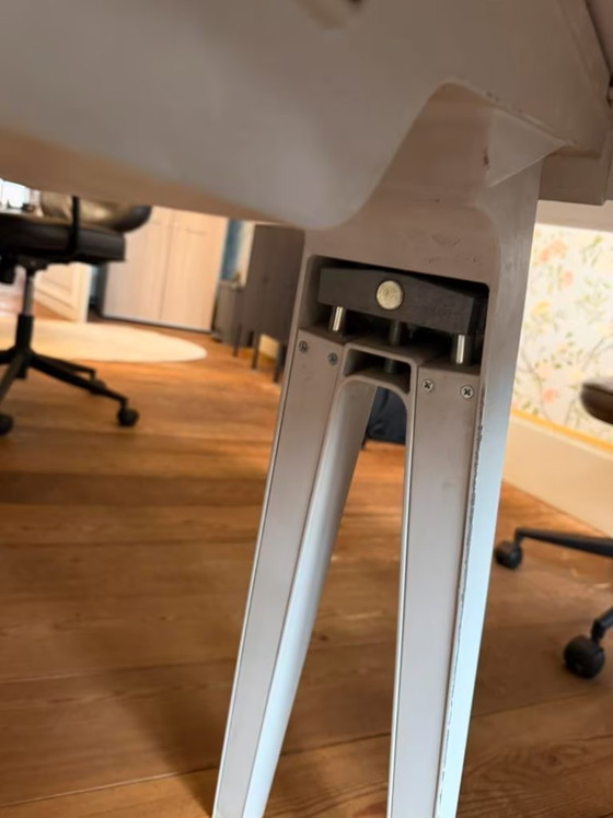 Image 1 of Vitra Joyn – Großer Schreibtisch – 6 m