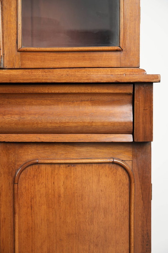 Elegante librería/vitrina inglesa antigua del siglo XIX, con llave en funcionamiento. – Wood (photo 9 of 11)