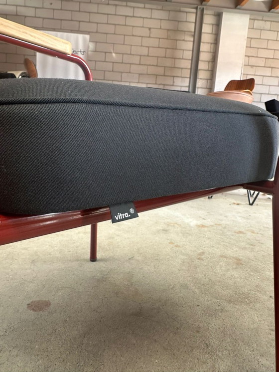 Image 1 of Chaise Vitra Fauteuil Direction de Jean Prouvé (plus en stock)