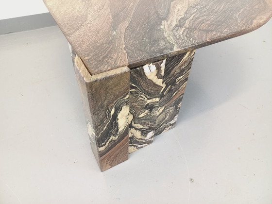 Image 1 of Vintage marmeren salontafel uit de jaren 70.