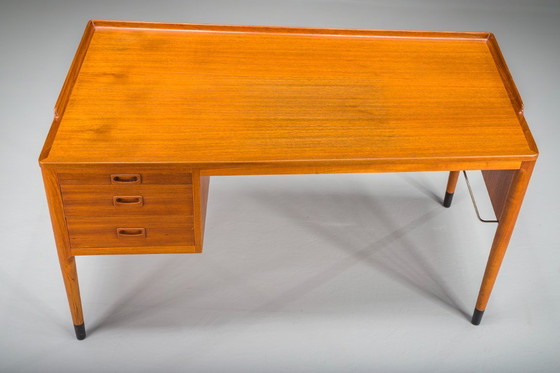 Image 1 of  Skandinavisch-moderner Teakholz-Schreibtisch, zugeschrieben H. Brockmann Petersen für Poul M. Jessen, 1960er Jahre