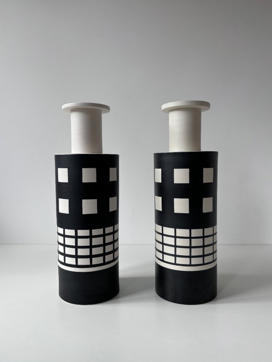Image 1 of Vase “Rocchetto” – Ettore Sottsass pour Bitossi – Italie, circa 1980 (Hollywood Series)