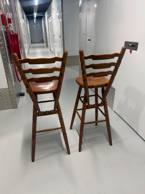 Image 1 of Set vintage houten barkrukken jaren 70 – farmhouse / brutalist stijl