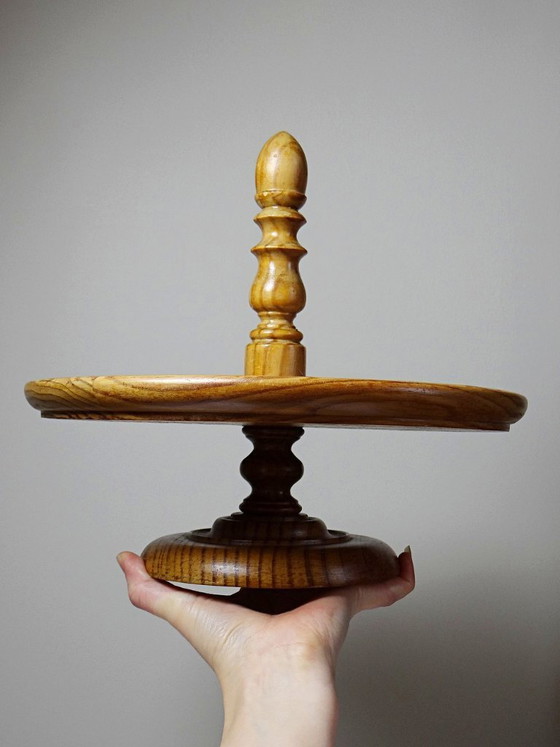 Image 1 of Grande espositore per formaggi in legno di pino tornito, realizzato a mano, stile vintage anni '70-'80.