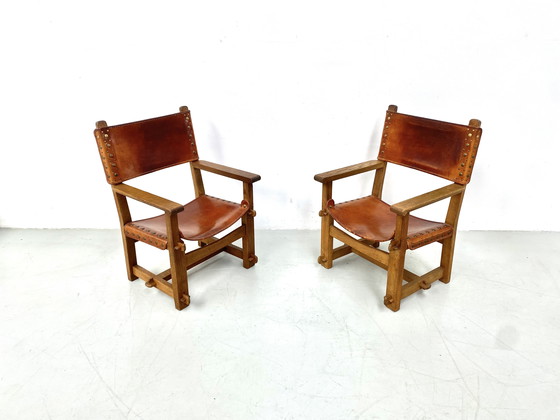 Image 1 of Antieke Franse handgemaakte Brutalistische Kasteelstoelen, jaren 1920