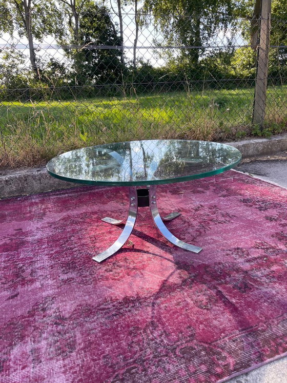 Image 1 of Round coffee table