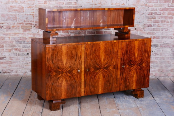 Gerestaureerd art-deco dressoir, walnoothout, glas, herleefde Poolse afwerking, Tsjechisch, jaren 1920 (photo 4 of 14)