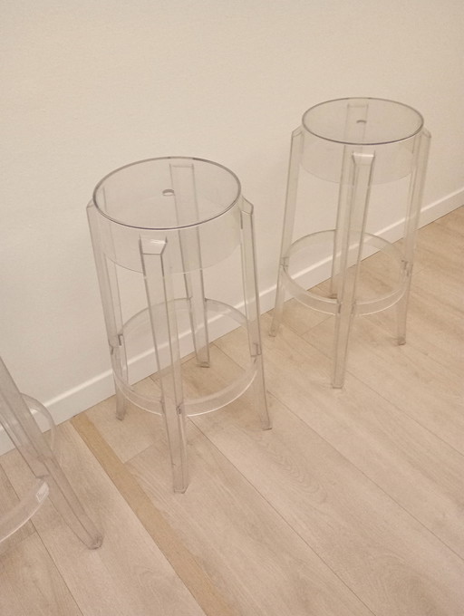 Ghost chairs Charles, Philippe Starck
