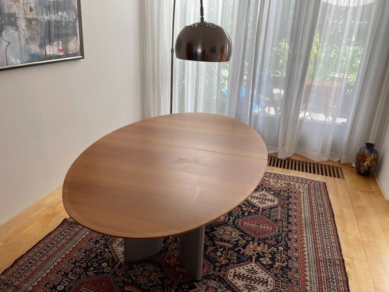 Image 1 of Table de salle à manger à rallonge ARCO