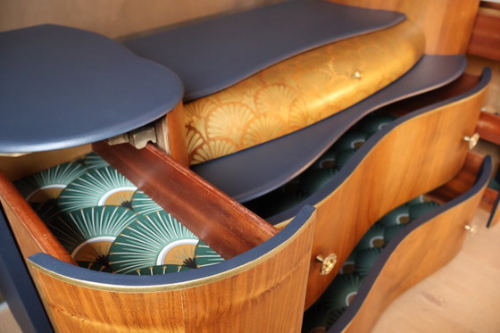 Image 1 of Tocador Art Déco restaurado de nogal con espejo