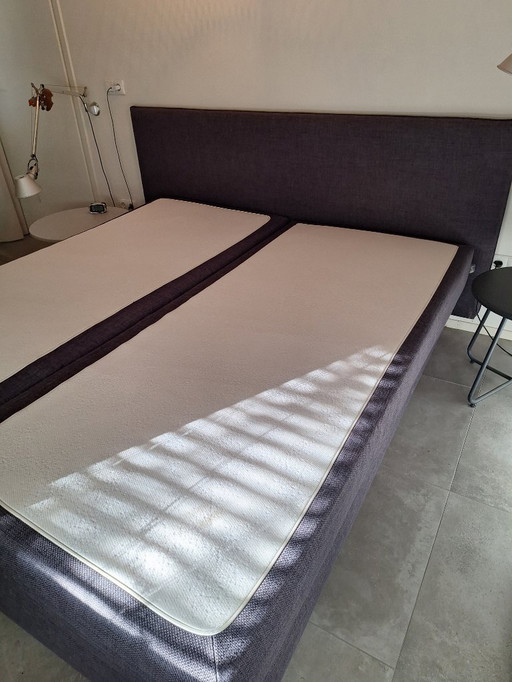 Auping box spring bed