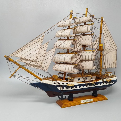 Erstaunliches Schiffsmodell aus den 1970er Jahren, „Circa Victoria 1828“. Hergestellt in England. (photo 2 of 9)
