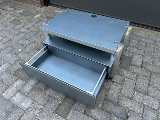 Leolux Verso TV stand light blue metallic