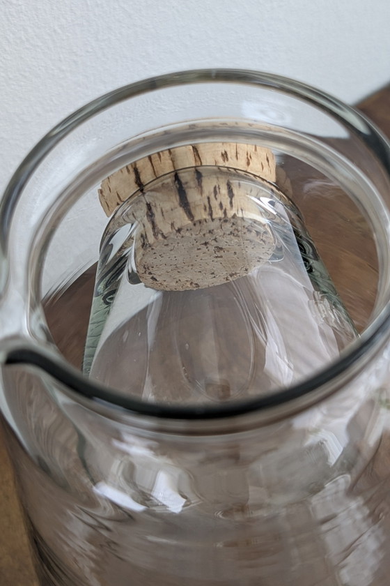 Image 1 of Vintage Design Carafe with Integrated Ice Compartment – ​​Mint Condition