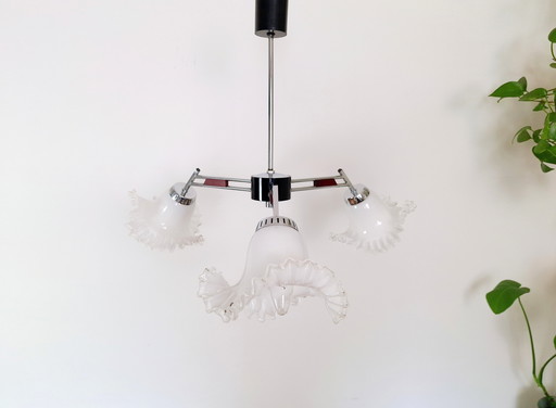 Vintage kroonluchter, 3 Arm Keramiek en Glas Tulp Plafondlamp, Vintage Licht Armatuur, 70s Hanglamp, Mid Century Modern Lam