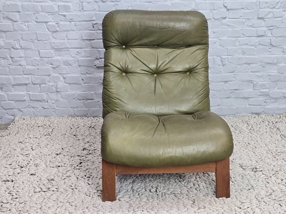 Image 1 of Sillón Rybo Rykken Ry-Wing de diseño de mediados de siglo en cuero verde oliva, Noruega, década de 1960