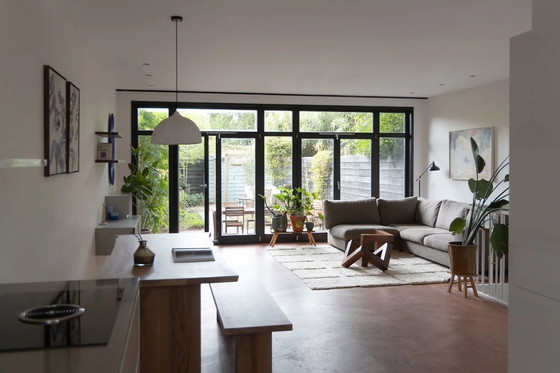 Image 1 of Maßgefertigtes Sofa & handgeknüpfter marokkanischer Teppich – wunderschöne Unikate