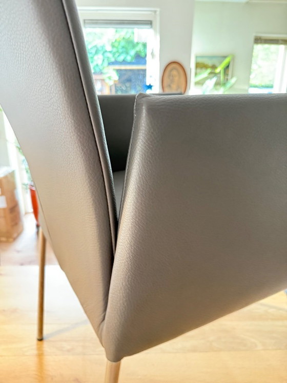 Image 1 of 4xBert Plantagie Felp chairs with armrests and Bert Plantagie Edge table 160x100 ceramic with steel