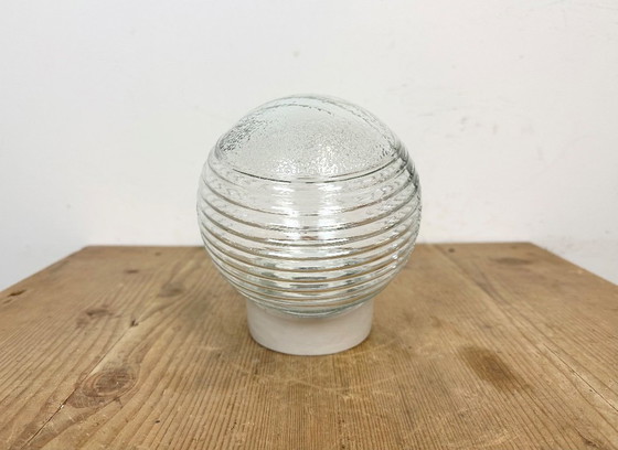 Image 1 of Applique murale vintage en porcelaine blanche, années 1970