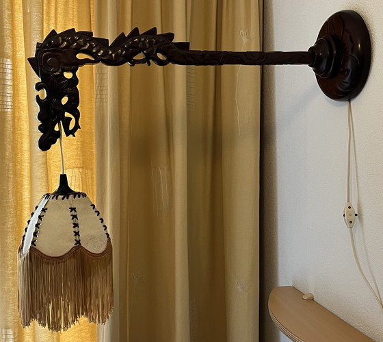 Image 1 of Lámpara antigua china de caoba con forma de dragón (1920-1930)