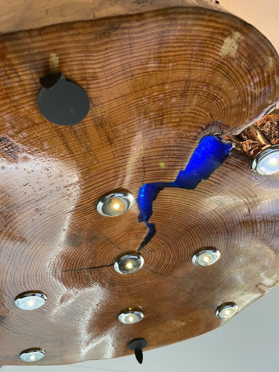 Image 1 of Article 202301