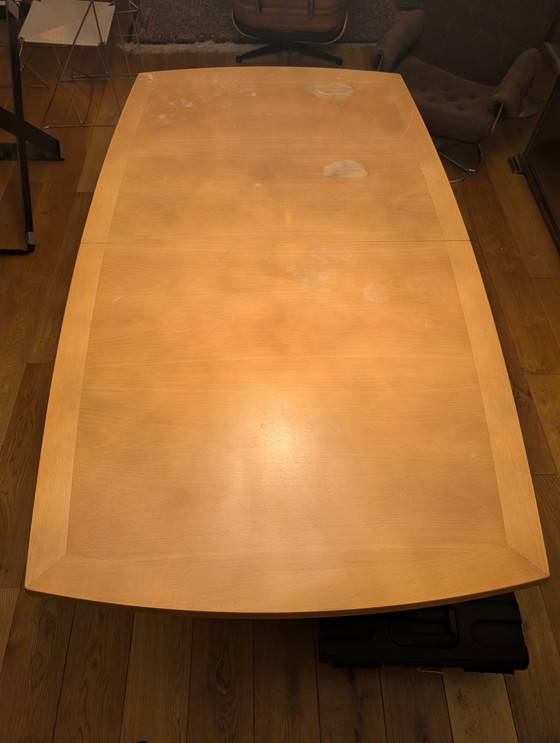 Image 1 of Table de salle à manger extensible Skovby.