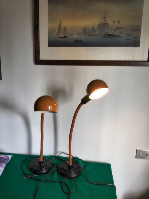 Vintage Space Age Table Lamp from the 1970s by Isao Hosoe Hebi Valenti Milano – tafellampen, Rubber, Metal (photo 2 of 5)