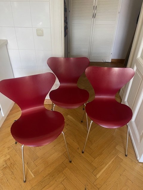 Fritz Hansen Series 7