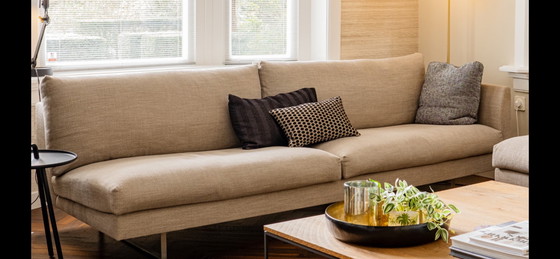 Image 1 of Montis Axel 4-zits bank met 1 armleuning en bijpassende hocker