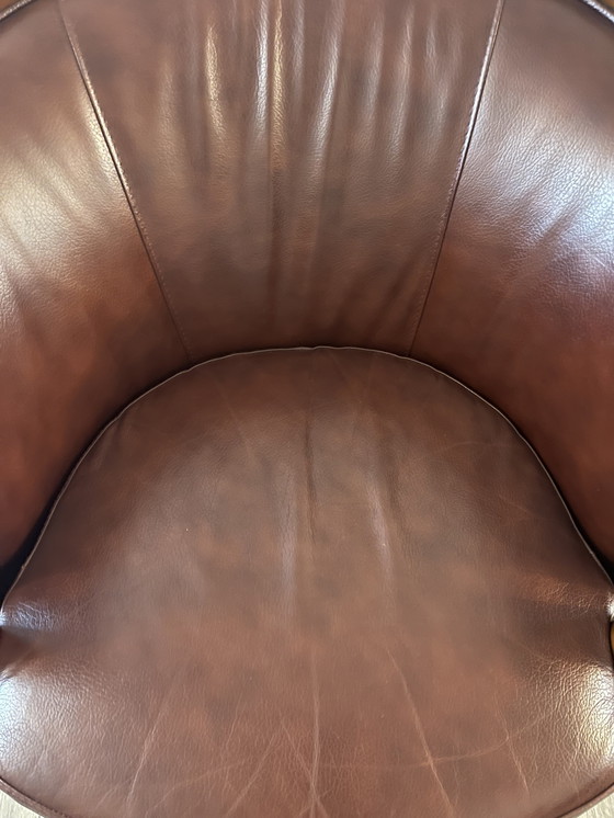 Image 1 of Fauteuil Tonneau d'Époque design Art Déco