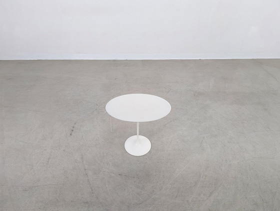 Image 1 of Knoll International coffee table Eero Saarinen coffee table tulip