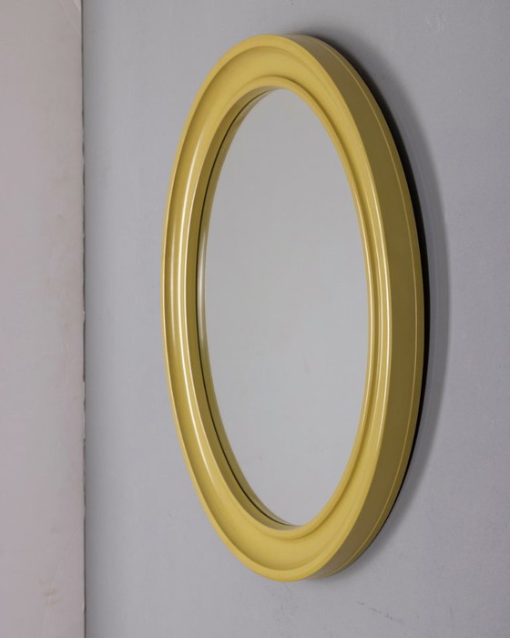 Vintage 1970s green plastic wall mirror, Carrara Matta design (photo 2 of 7)