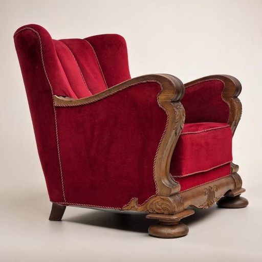 Fauteuil relax danois des années 1950, revêtement en velours, bois de chêne sculpté.
