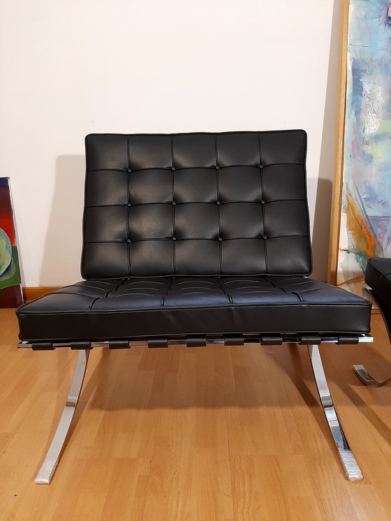 Image 1 of Knoll Set Barcelona New-Never Used Black Leather Design by Ludwig Mies Van Der Rohe and Lilly Reich (1929)