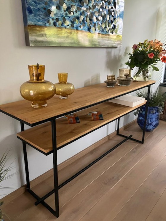 Image 1 of Mesa de centro con mesa auxiliar a juego.